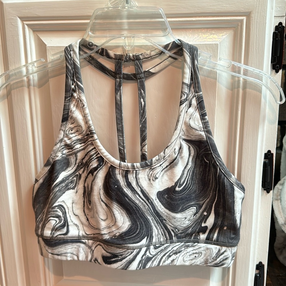Threads 4 Thought sports bra